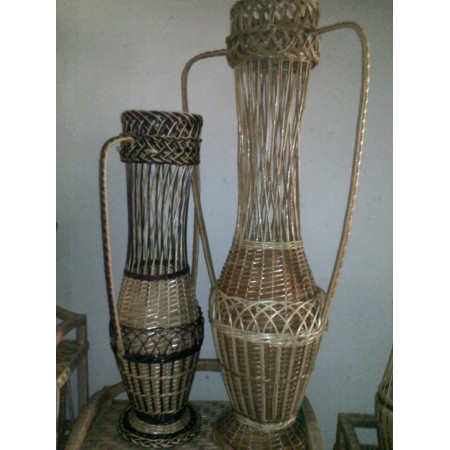 Вазы с ручками